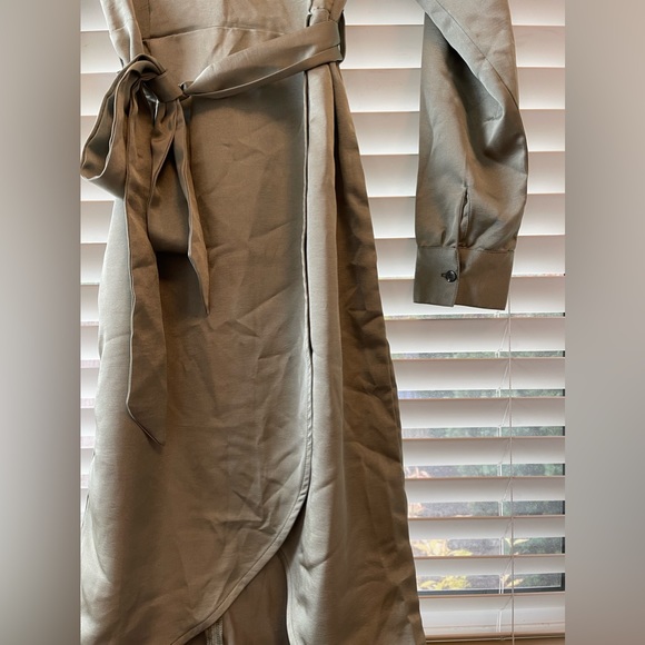 NEW Nasty Gal Sage Green Satin Long Sleeve Dress - Picture 3 of 7